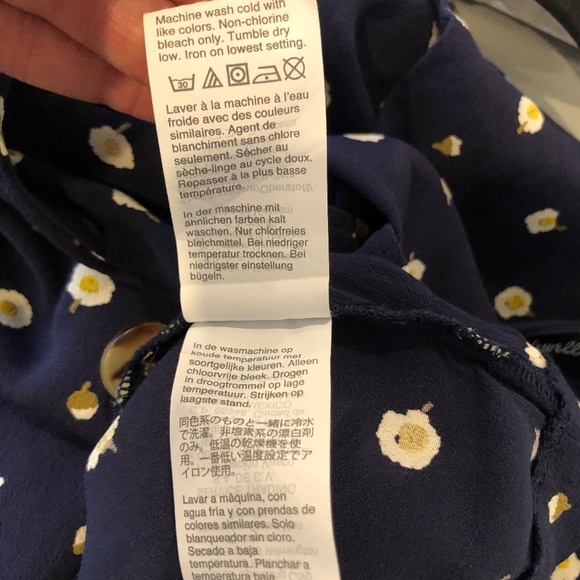 Madewell flowered dress with back accent buttons - Picture 8 of 11